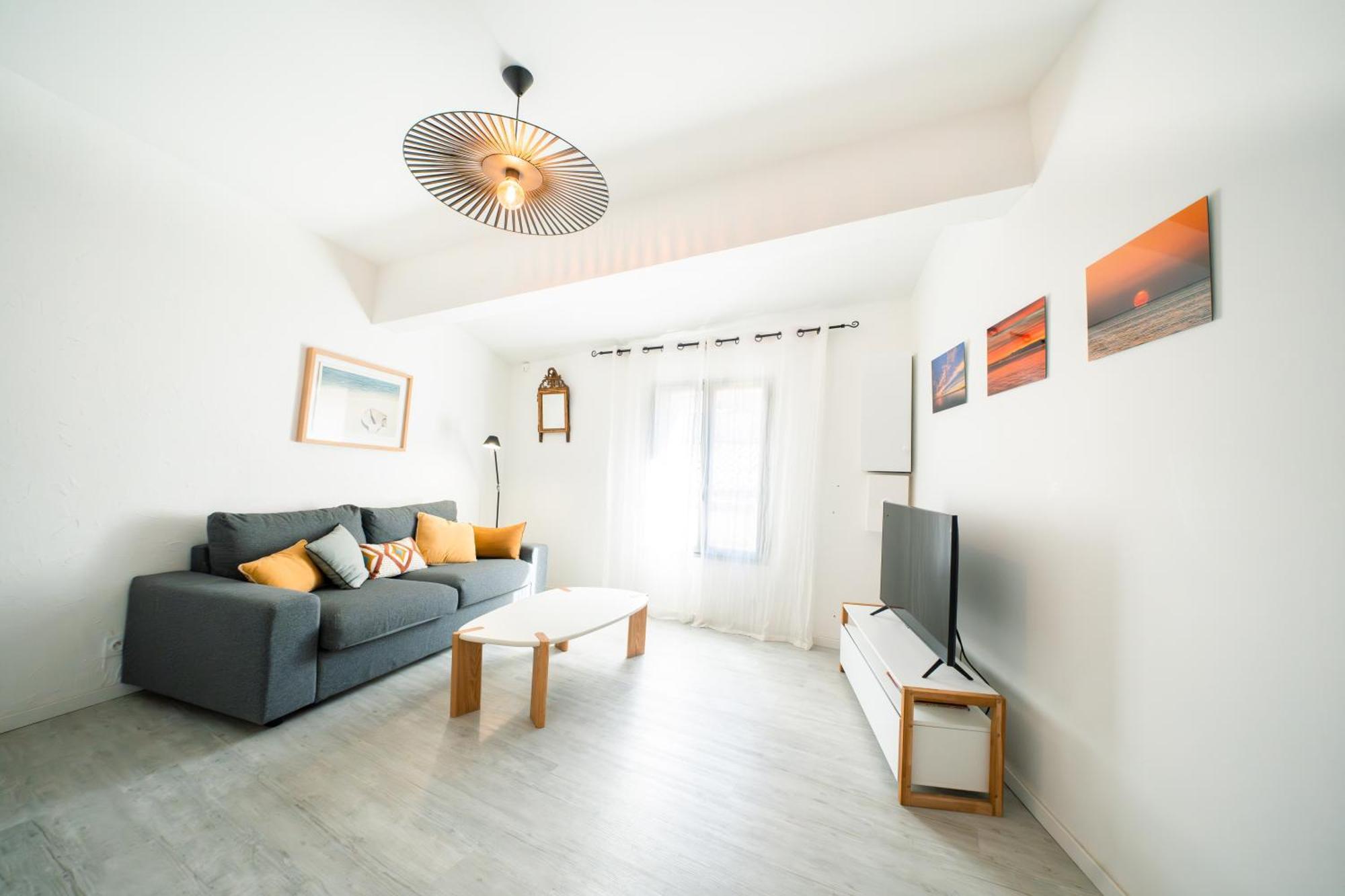 Le Lucia, Beau T2, Clim,centre Historique, Comedie Apartamento *